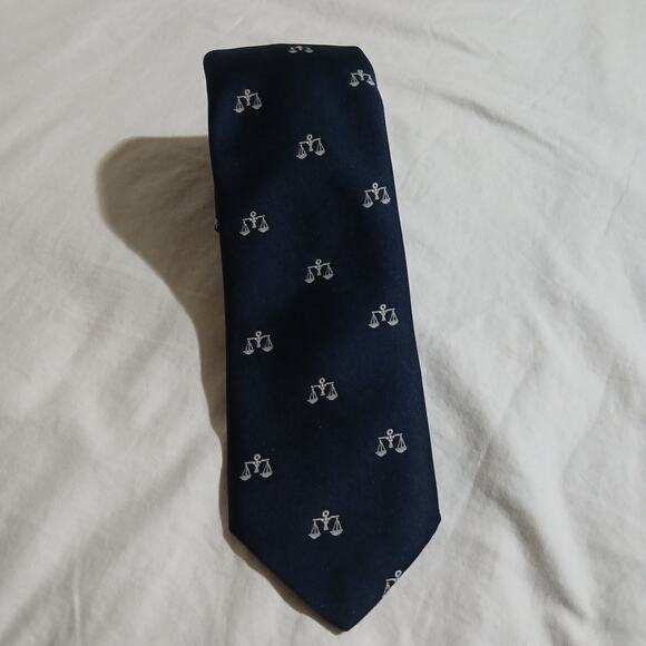 Vintage Renleigh SCALES OF JUSTICE MADE IN USA Navy Tie Classic Lawyer - Picture 5 of 6
